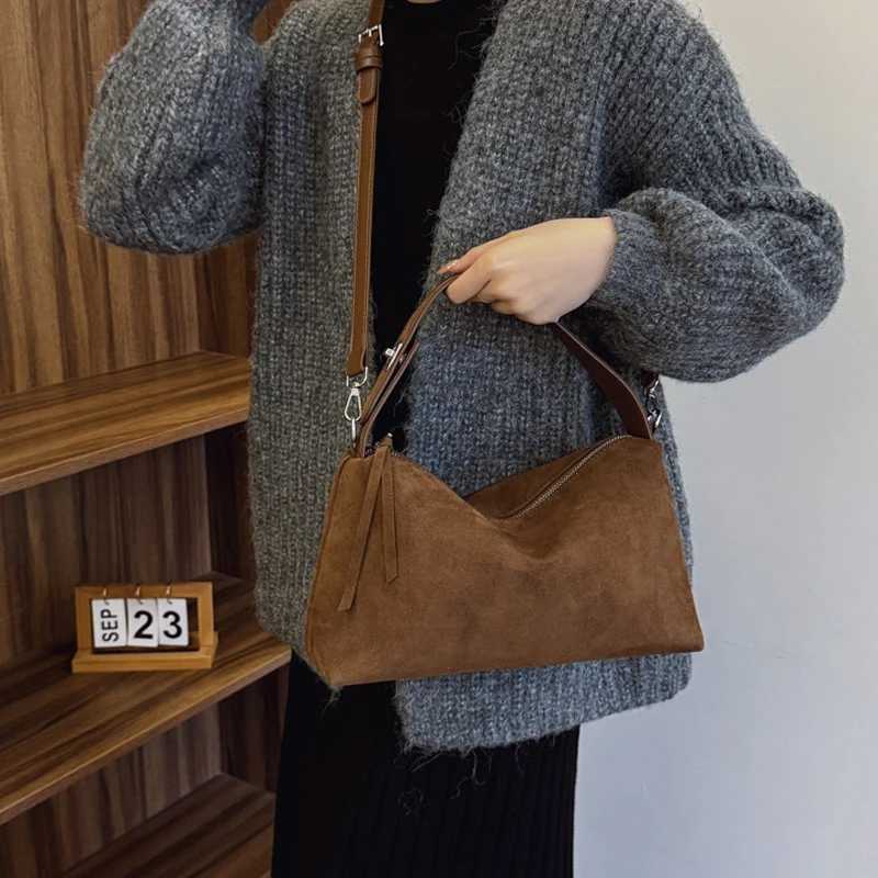 Brand Fi New Handbag Designer Popar Crossbody Bag Korean Style Matte Texture Versatile Wen Large Capacity Shoder Bag D251009