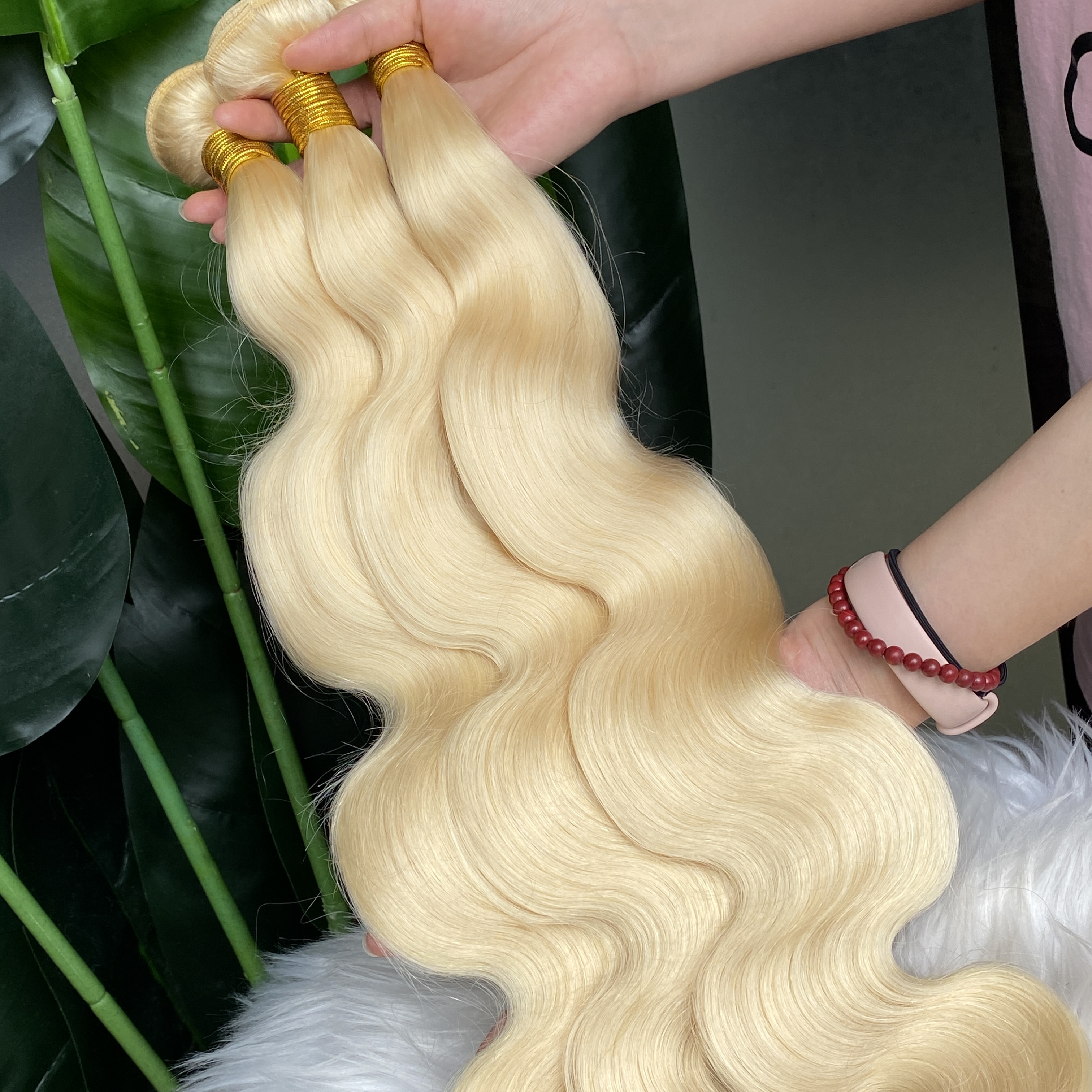 Top Quality 12A Peruvian Malaysian Indian Hair 613 Blonde Body Wave Wavy Hair Extensions 3 Bundles 100% Raw Virgin Remy Human Hair