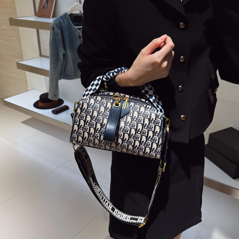 designer bag High-End for Women New Boston Pillow Single Shoulder Crossbody Bag