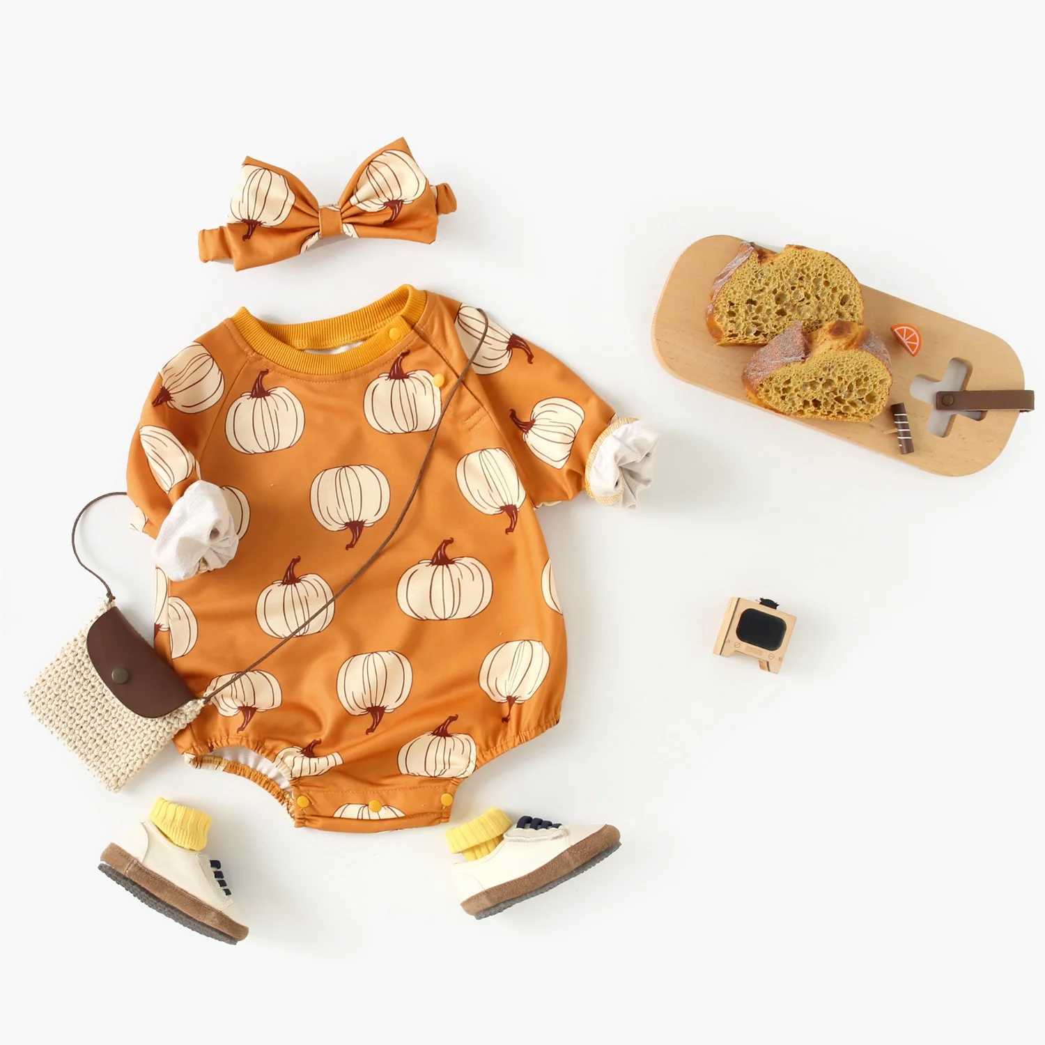 Sanlutoz Long Sleeve Baby Bodysuits Autumn Halloween Infants Clothing with Headband Cute C251009