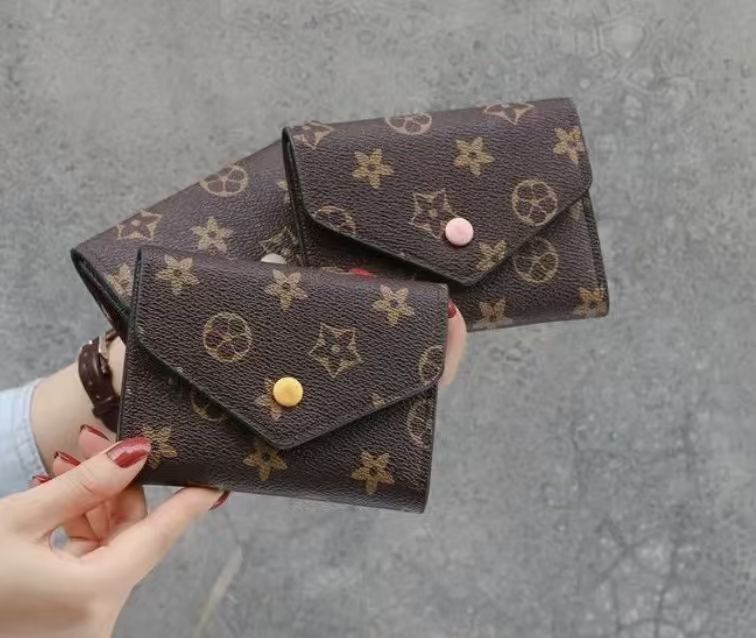 Designer Wallet Fashion Women Uxury Vintage Minimalist Genuine Leather High Capacity Snap Red Brown Coin Pocket Long Short