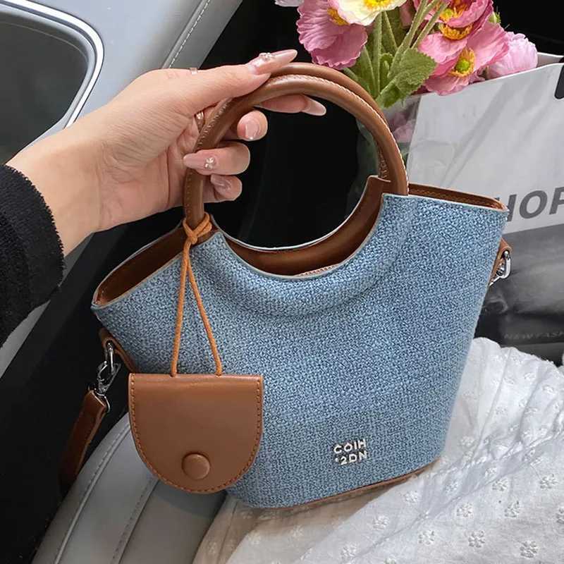 Korean Fi Color Ctra Design Handheld Cmuter Bag Wens Summer New Style PU Versatile Crossbody 1 Bag D2510091