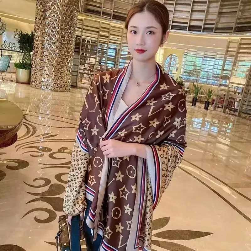 New He Lijin Satin 90180 Printed Beach Long Scarf Korean Style Silk Shoder Shl Fashionable Wens AccoryW251009