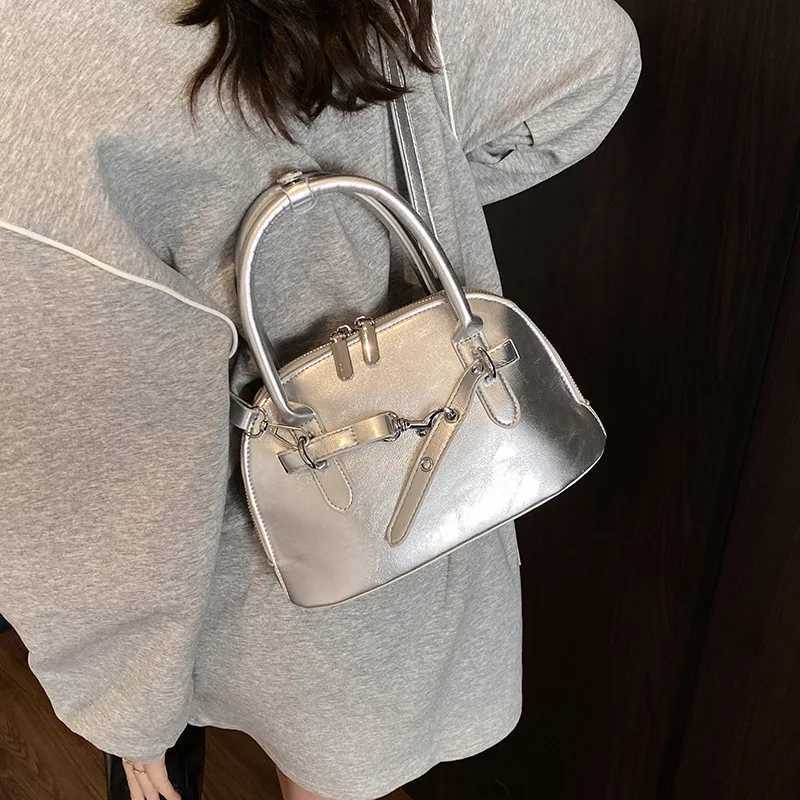 2025 Top Handle Shell Bag Vegan Leather Wens Minimalist Crossbody Purse Work to Weekend Casual Shoder Bag D251009
