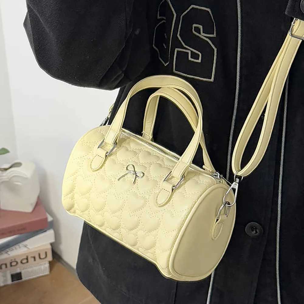 Love Embroidery Thread Small Bag for Wen Barrel Shaped Handheld Crossbody Bags Korean Style Versatile Cmuter Shoder Bag D251009