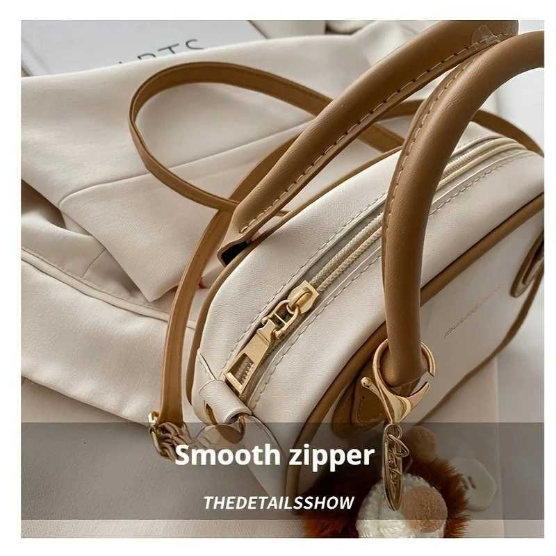 Lady Cvertible Crossbody Bag Fur Accents Detachable Shoder Strap Zip Closure Suitable for Both Casual Single Shoder Bag D251009