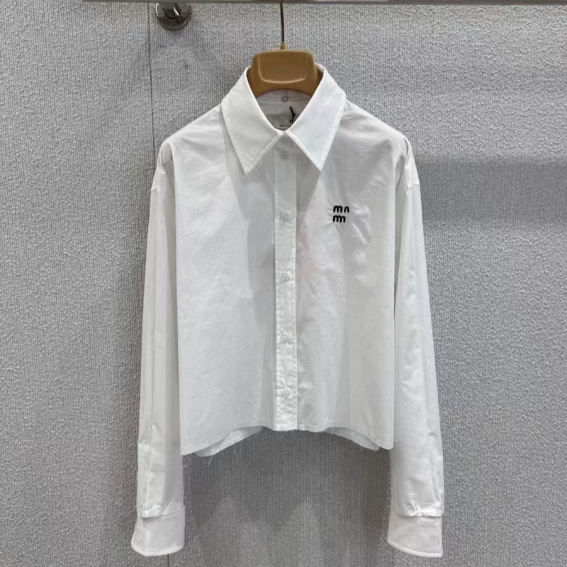 T-Shirts Women's De… - image