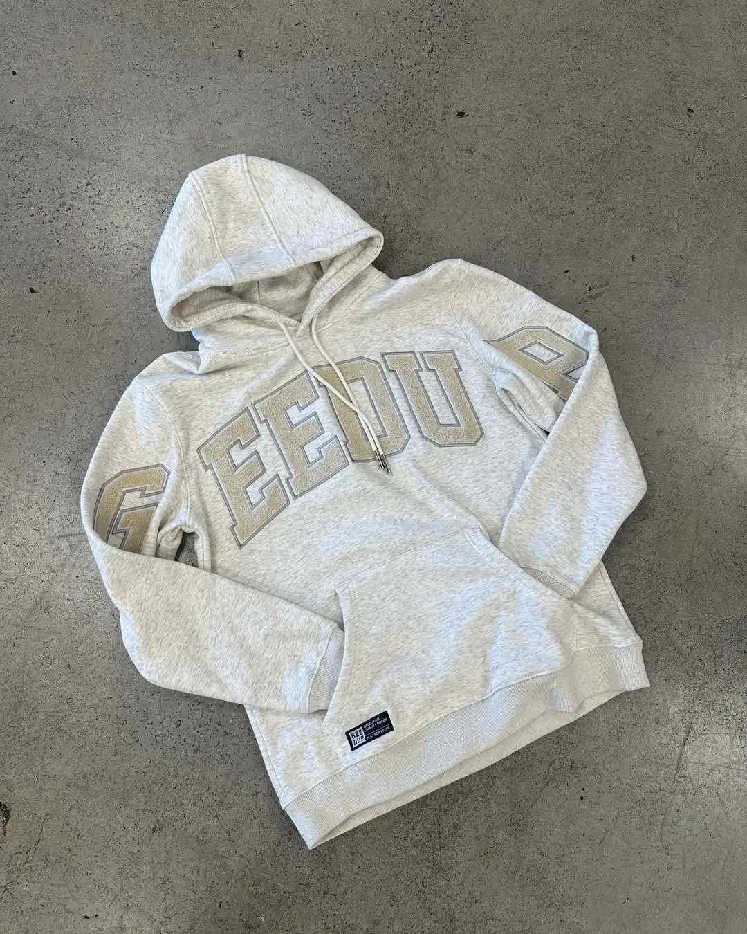 The streets are full of wind GEEUP Graffiti Hooded Sweatshirts are a musthave for trendy expertsXJ251009