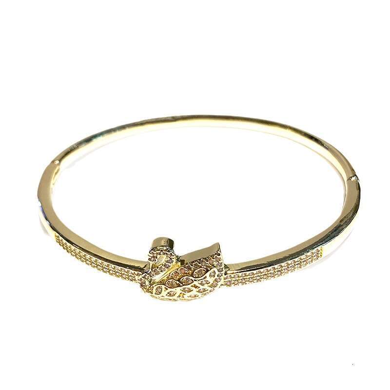 Bracelet Designer Luxury bangle jewelry for women Trendy Swan Bracelets Copper plated 18K gold or platinum zircon inlay Simple Fashion Festival Vacati
