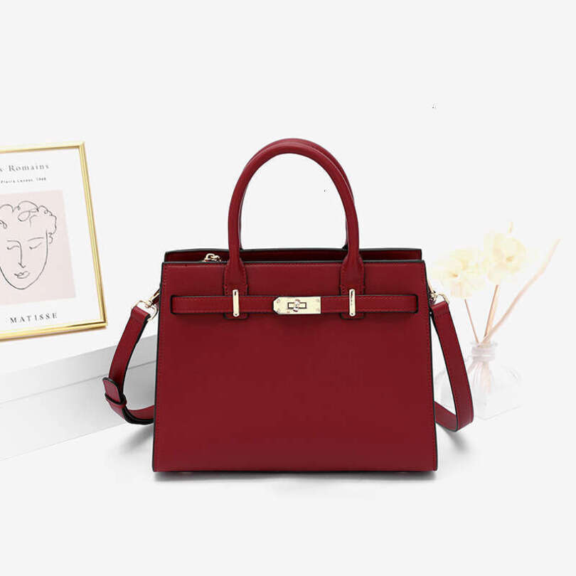 High-end fashion designer bag Luxury Hong Kong Red Bride New Trendy Women s Handbag Wedding High end Mom Bag Handbags tote purse Fashionable and versa