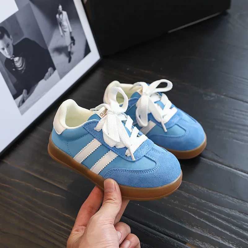 2024 Spring Autumn Childrens Shoes Candy Colored Childrens De Training Shoes Men Womens Vintage Velvet Casual Student Board J251027