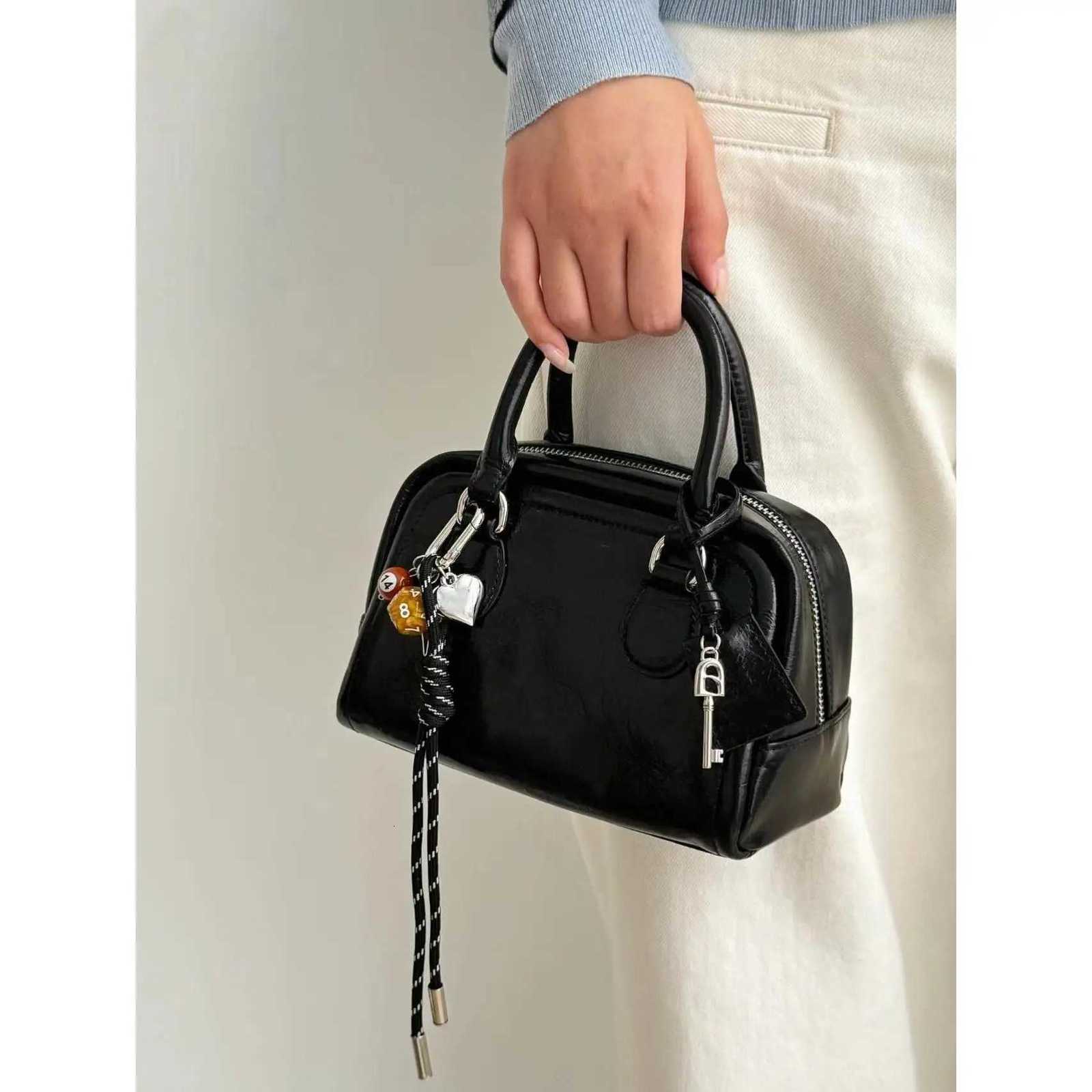 Fall Winter Bowling Bag Large Capaci Cmuter Dual oder Crossbody Bag Sli Versatile New 2025 Fai Bag D251009