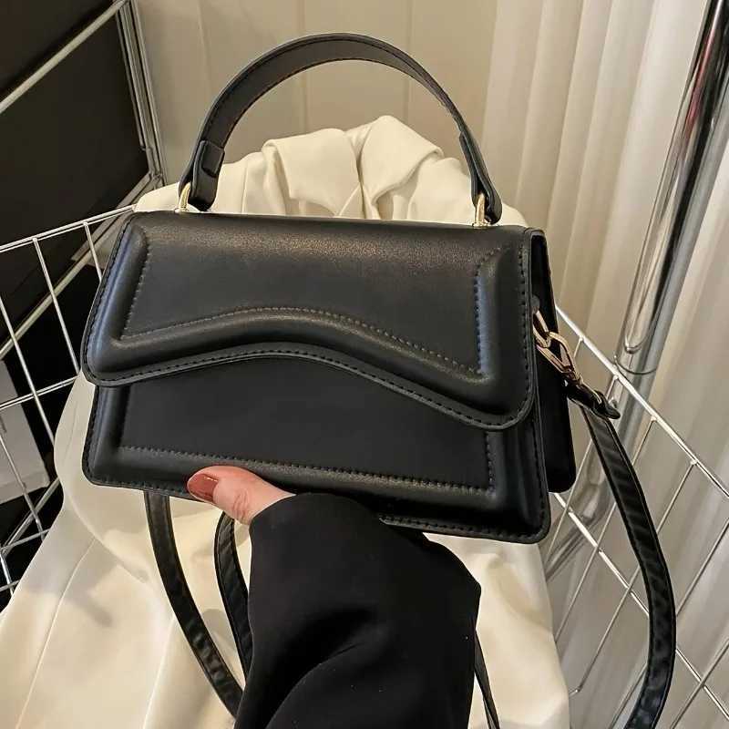 Trendy Mini Crossbody Bag Wens Top Handle Shoder Bag Solid Color Flap Square Tote Purse Stylish Synthetic Leather Handbag D251009