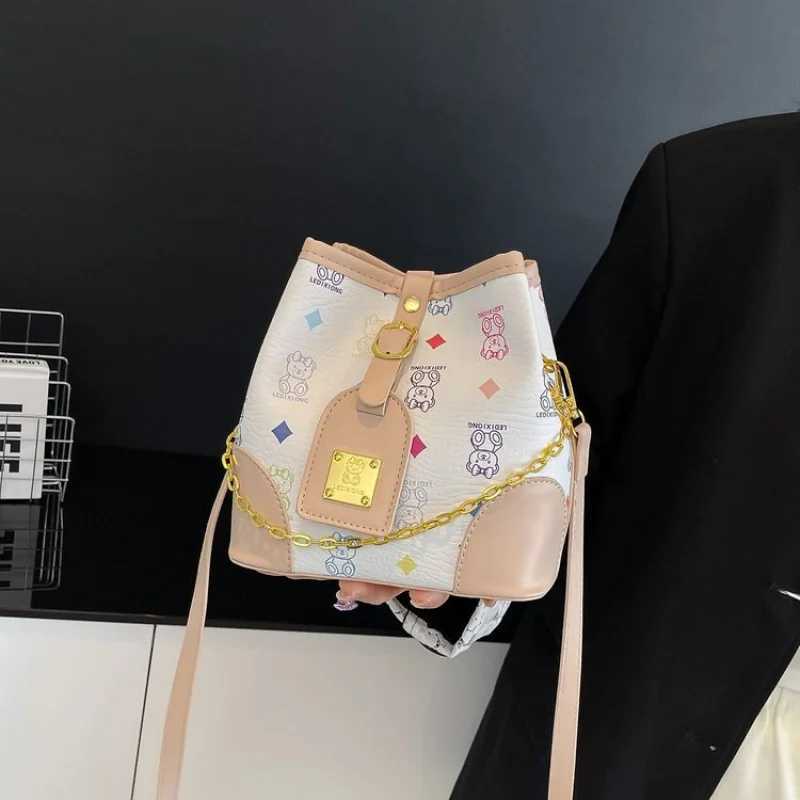 FaMOUs Designer Womens Leather Crossbody Bag Elegant Classic Popular Shoulder Handbag Messenger Tote For LadiesW251101