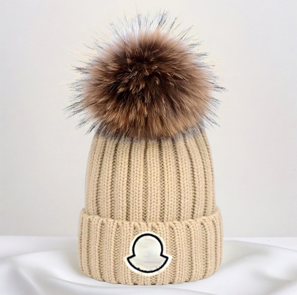 Beanie Designer Monclair Beanie Polo Cap Luxury Beanie Man Woman Golf Hat Fur Ball Knitted Hat Winter Fashion Versatile Casual Warm Hat Thickened Outdoor Hat