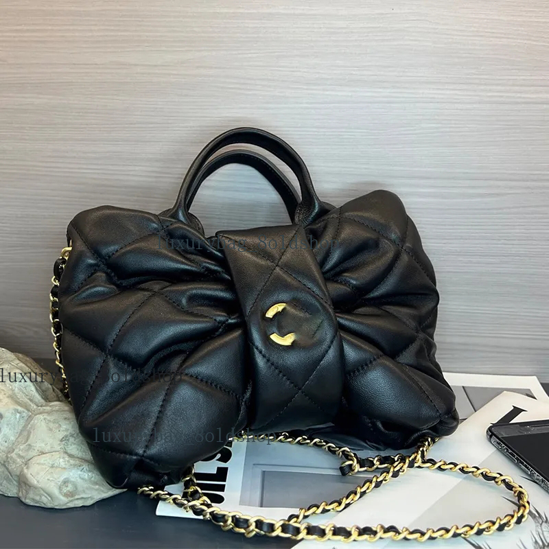 luxury Designer Bag evening bag Butterfly Bow tote Bag leather Purse crossbody bag new style Tote Bags for Women Handbag Personality mini chain Underarm shoulder bag