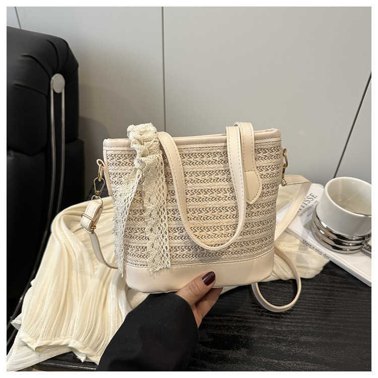 Silk Trendy Texture Woven 2025 Large Capacity New Straw Woven Womens Beach Crossbody Handheld Bucket Bag H251009