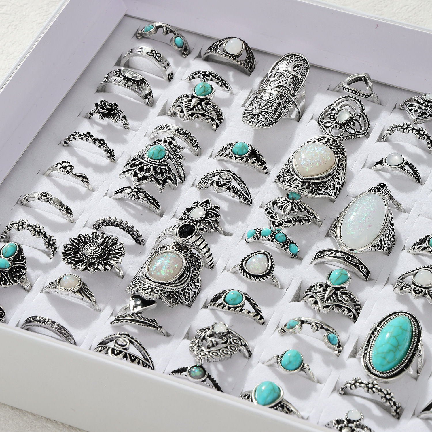 40pcs/Lot Wholesale Vintage Exaggerate Big Water Drop Finger Rings for Women Purple Crystal Oval Opal Stone Bear Acrylic Jewelry250603