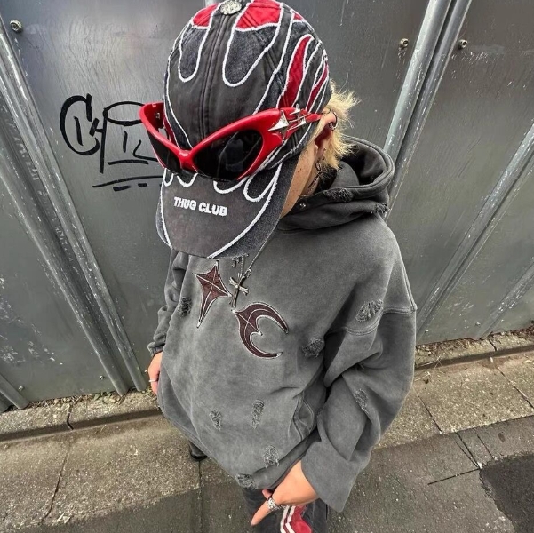 Men's Hoodies THUG CLUB Trend Hole Retro Vintage Clothing Top Quality Loose Oversized Streetwear Sweatshirt Pullover For Men