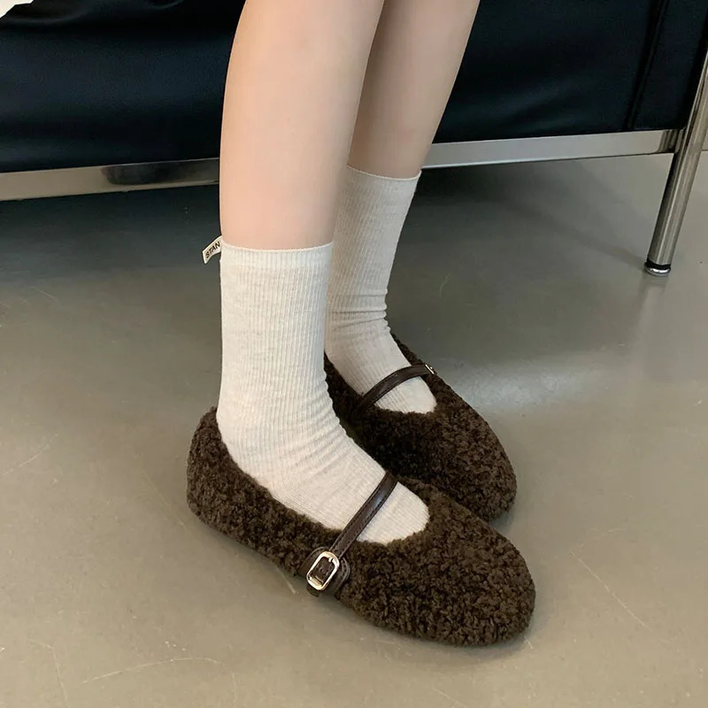 Round Toe Fashion Plush Ladies Flats Shoes Warm Female Shallow Footwear Buckle Strap Women Mary Janes Flats Fur Shoes 251009