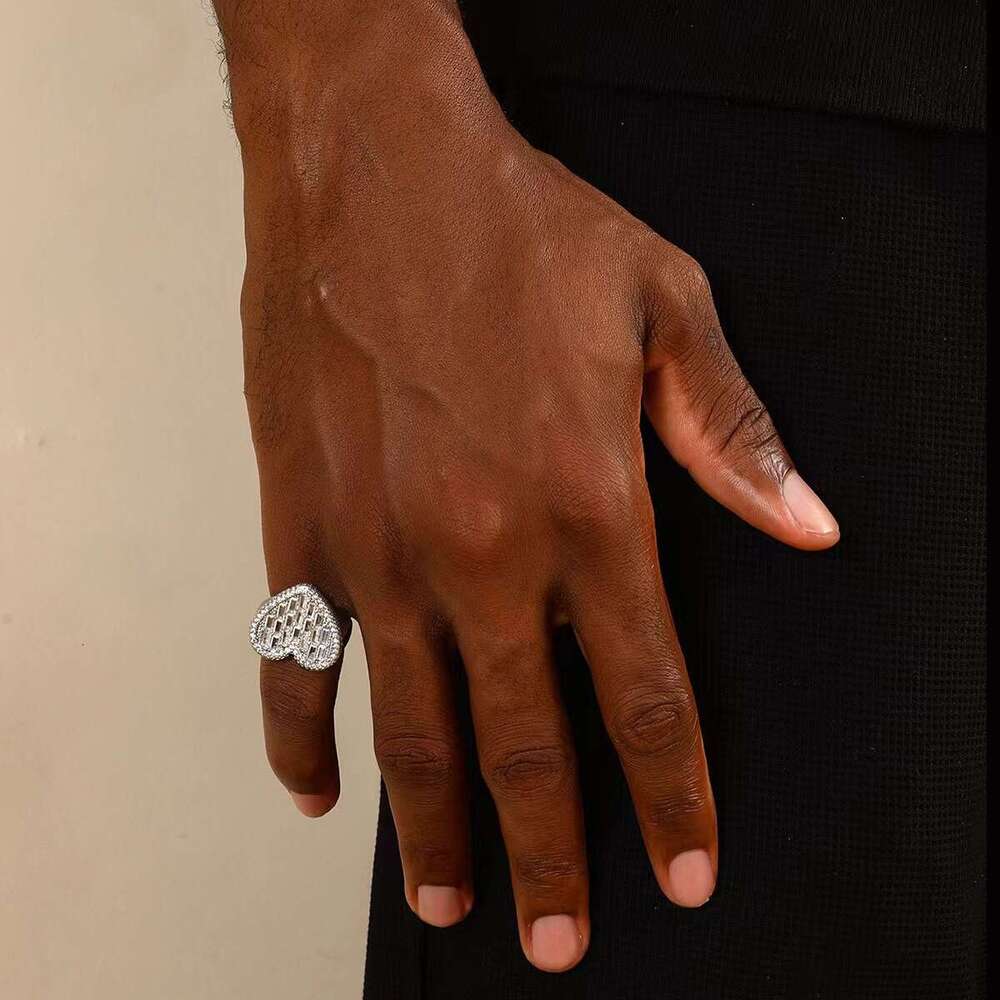 Hot Selling Item Heart-Shaped Design Micro-Paved Colorful Zircon Business Men's Hip-Hop Dominant Large Ring