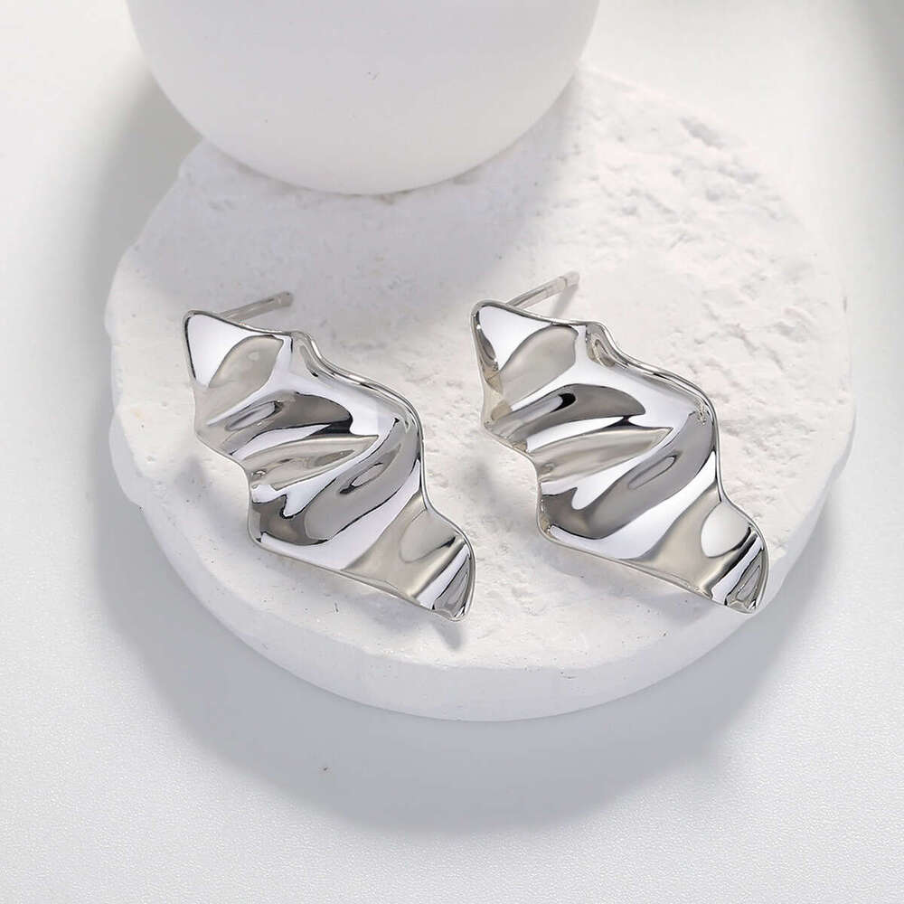 INS Simple Personality Wrinkle Texture Fashion Niche Leaf Design gold Stud Earrings Women's Trendy Jewelry