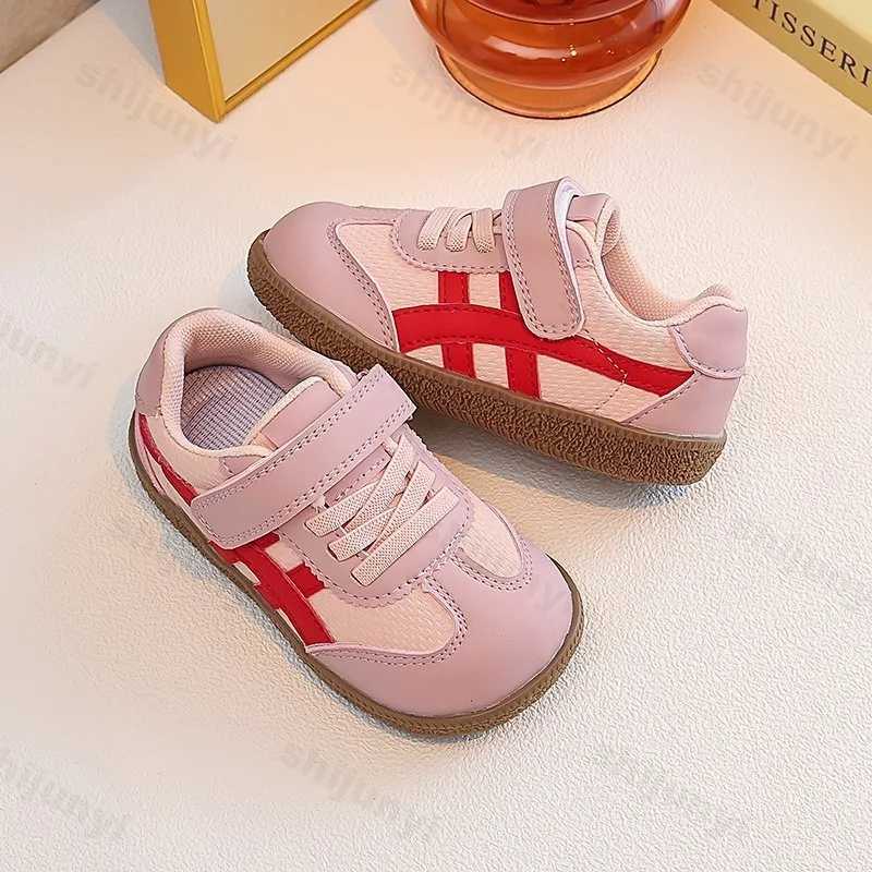 Trendsetting designer Unisex Childhood Athletics Trainers with Enhanced Grip Technology