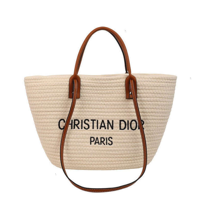 designer bag Luxury bag Large Capacity Woven Straw for Women Summer Versatile 2025 New Single Shoulder Handbag Vacation Beach Bag