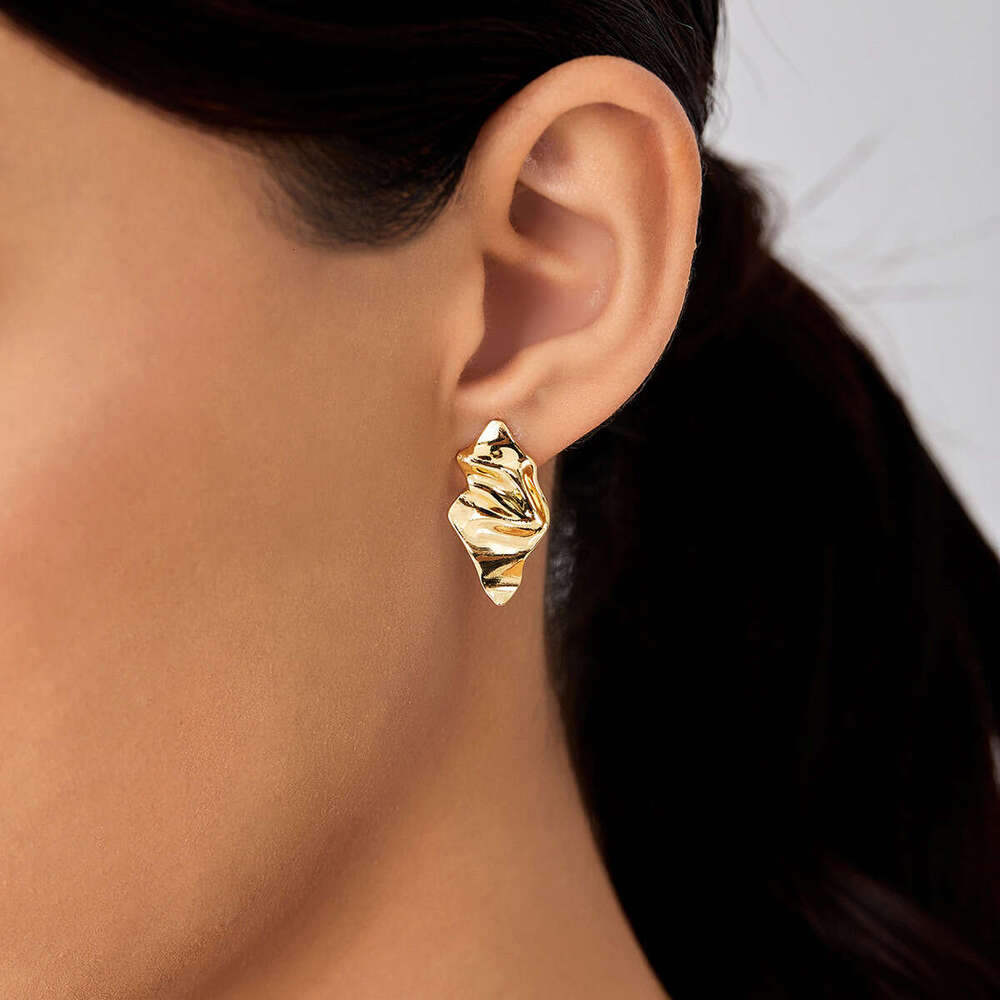 INS Simple Personality Wrinkle Texture Fashion Niche Leaf Design gold Stud Earrings Women's Trendy Jewelry