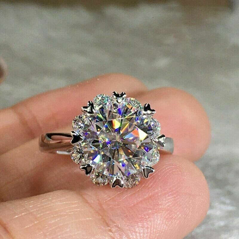 Designer Jewellery High Quality Eight-Claw Simulated Diamond Engagement Wedding Ring for Special Occasions Gift Textured Classic Accessory