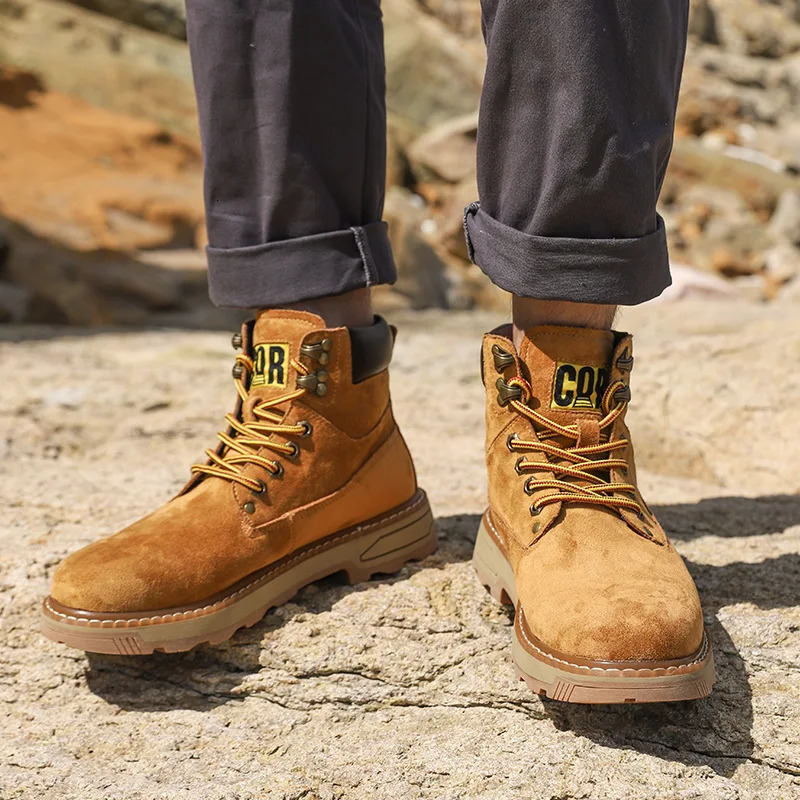 Autumn Winter Velvet Platform Boots for Men ner Softsoled Cow Suede Work Shoes Man Fashion Nonslip Yellow Ankle Boot Male 251010