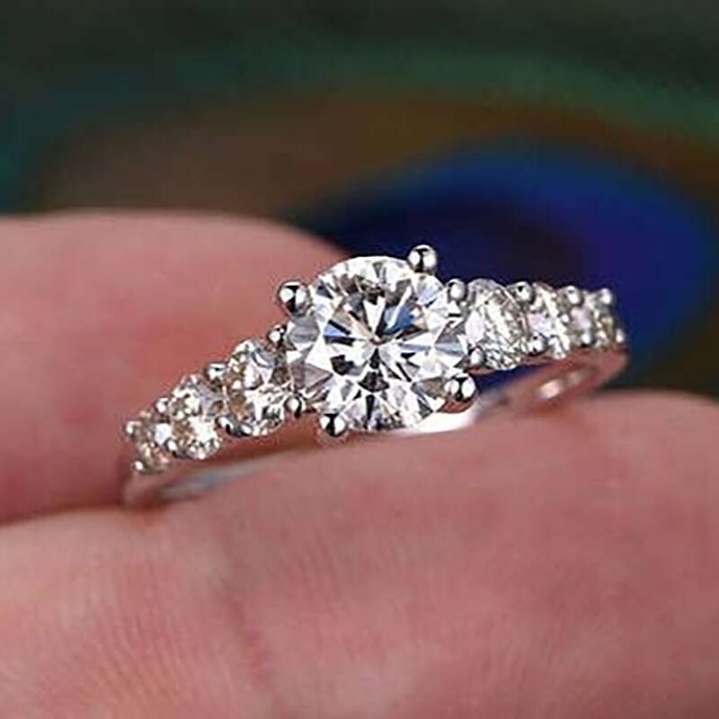 Designer Jewellery High Quality Princess Cut Simulated Diamond Elegant Ring for Special Occasions Gift Versatile Wear Textured Modern Accessory