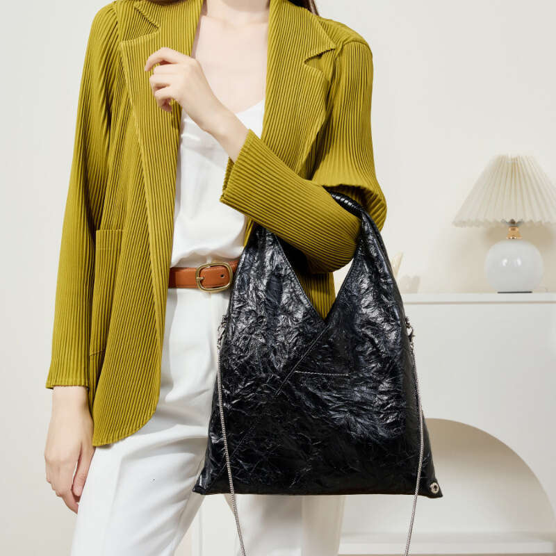 Luxury bag French Style Loose Triangle Pleated Tote for Women Lightweight Large Capacity s Bag First Layer Cowhide Single Shoulder Underarm Trendy