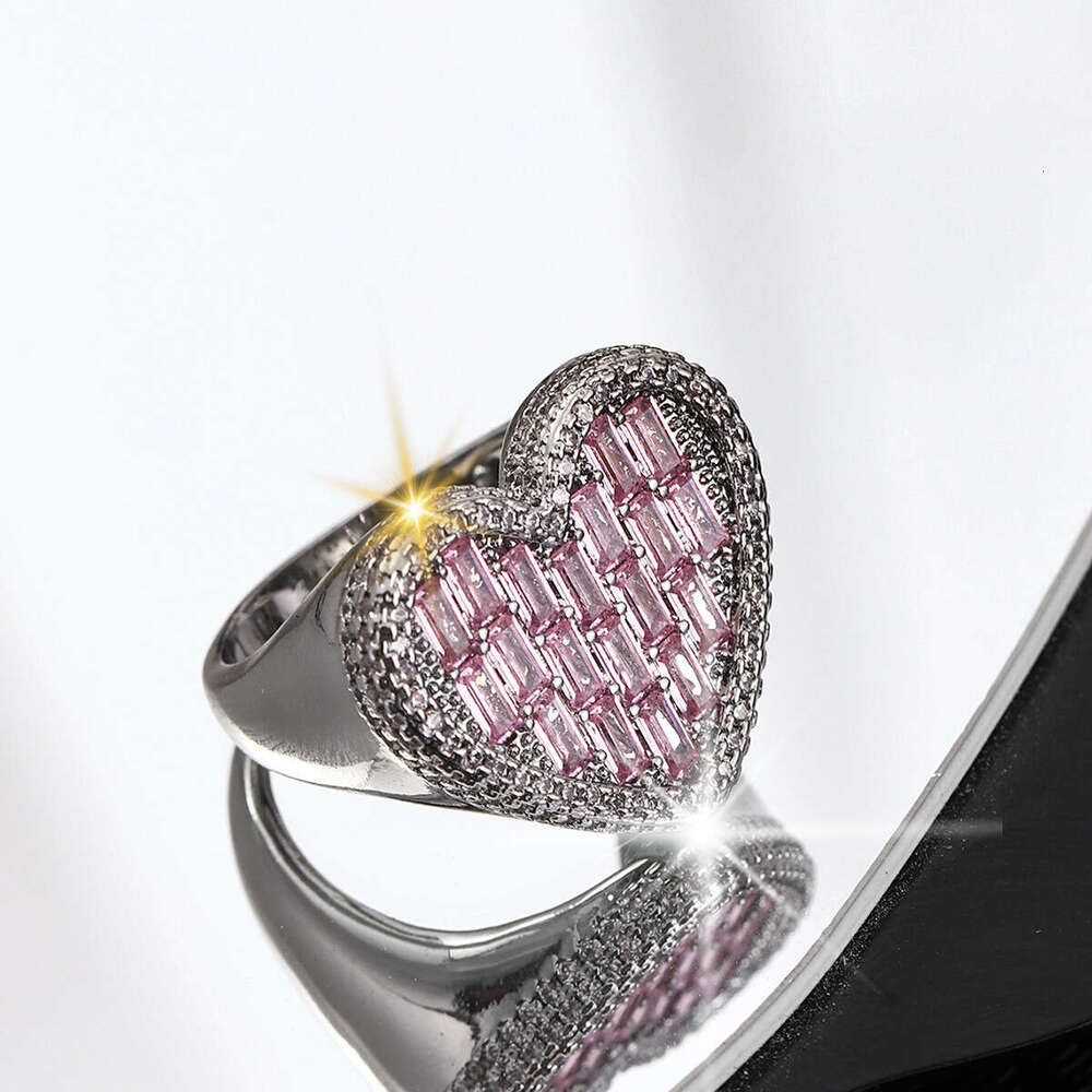 Hot Selling Item Heart-Shaped Design Micro-Paved Colorful Zircon Business Men's Hip-Hop Dominant Large Ring
