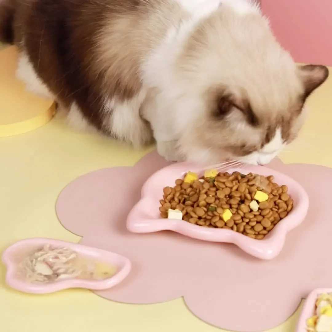 Love Cat Plate Dog Bowl Not Easily Knocked Over Hand Painted Cat Bowl Ceramic Cat Food Bowl Cat Rice Bowl Canned Snack Bowl C251009