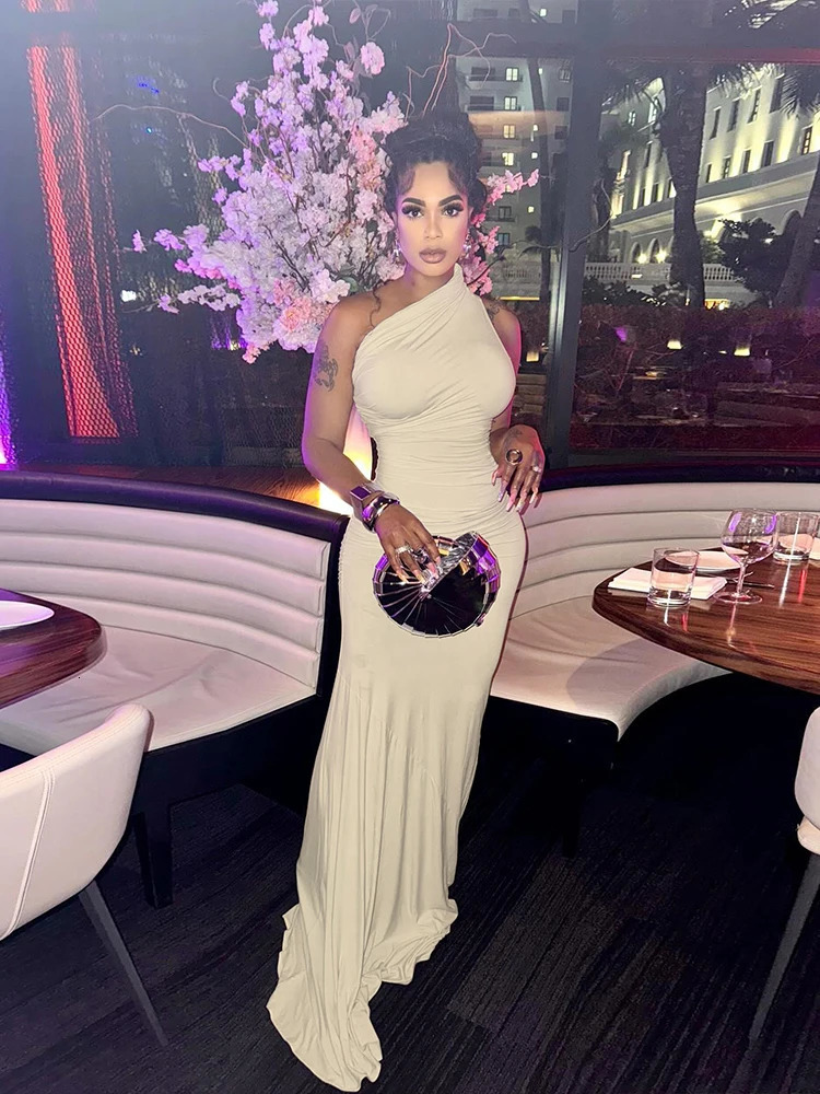 Weird Puss Inclined Shoulder Dress Women Y2K Summer Trend Skinny Elegant Birthday Party Elegant Simple Clubwear Banquet Vestidos 251008