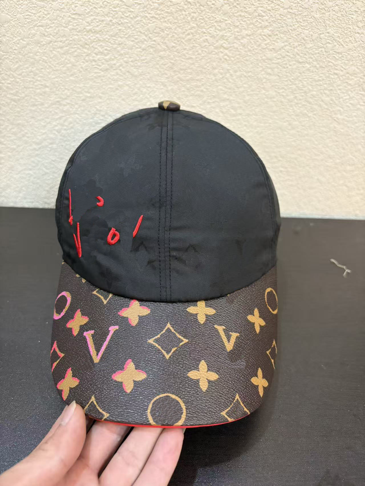 yy2025 Classic hat Designer Baseball cap High quality adjustable baseball cap Fashion alphabet hats for men and women 6688