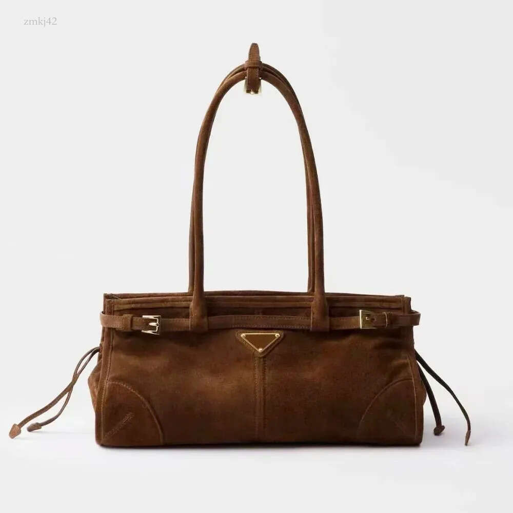 Designer triangles bag Classic Message Bag Luxury Bag Suede Shoulder p Bag Nylon New Woman Flap Fashion Letter Handbag afe
