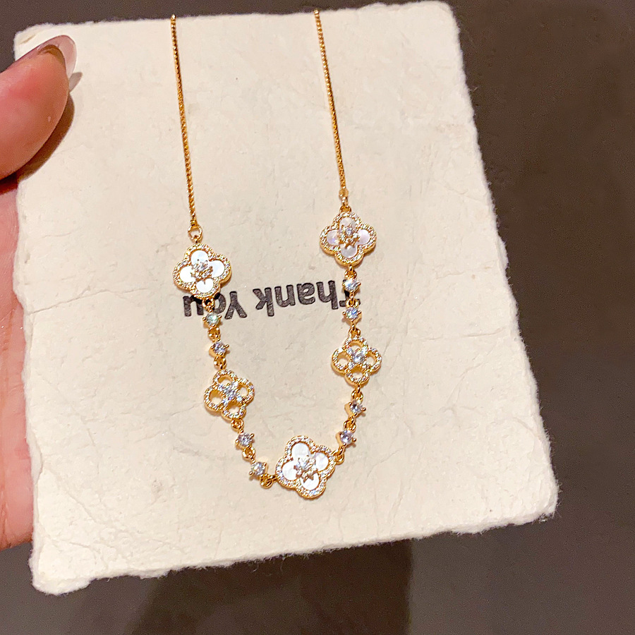 Designer Gold - Toned Clover Necklace With White Accents And Sparkling Crystals Delicate Daily & Elegant Jewelry Gift For Her High - Quality And Styli