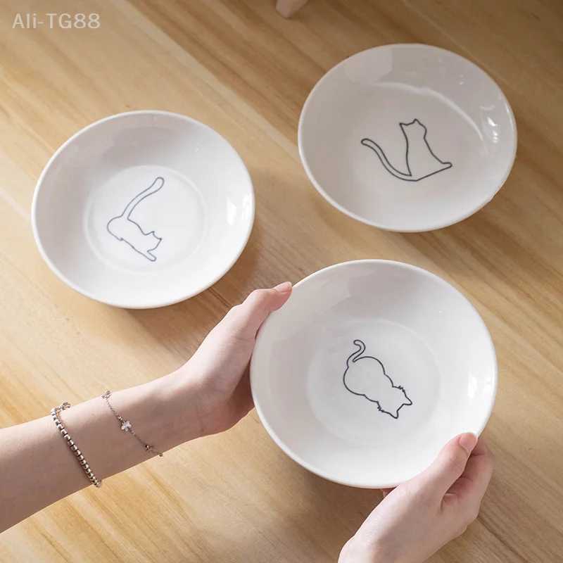 Ceramic Feed Bowl for Kittens Pet Cat AntiSlip Platter Silicone Pad Support Charming Pet Essentials C251009