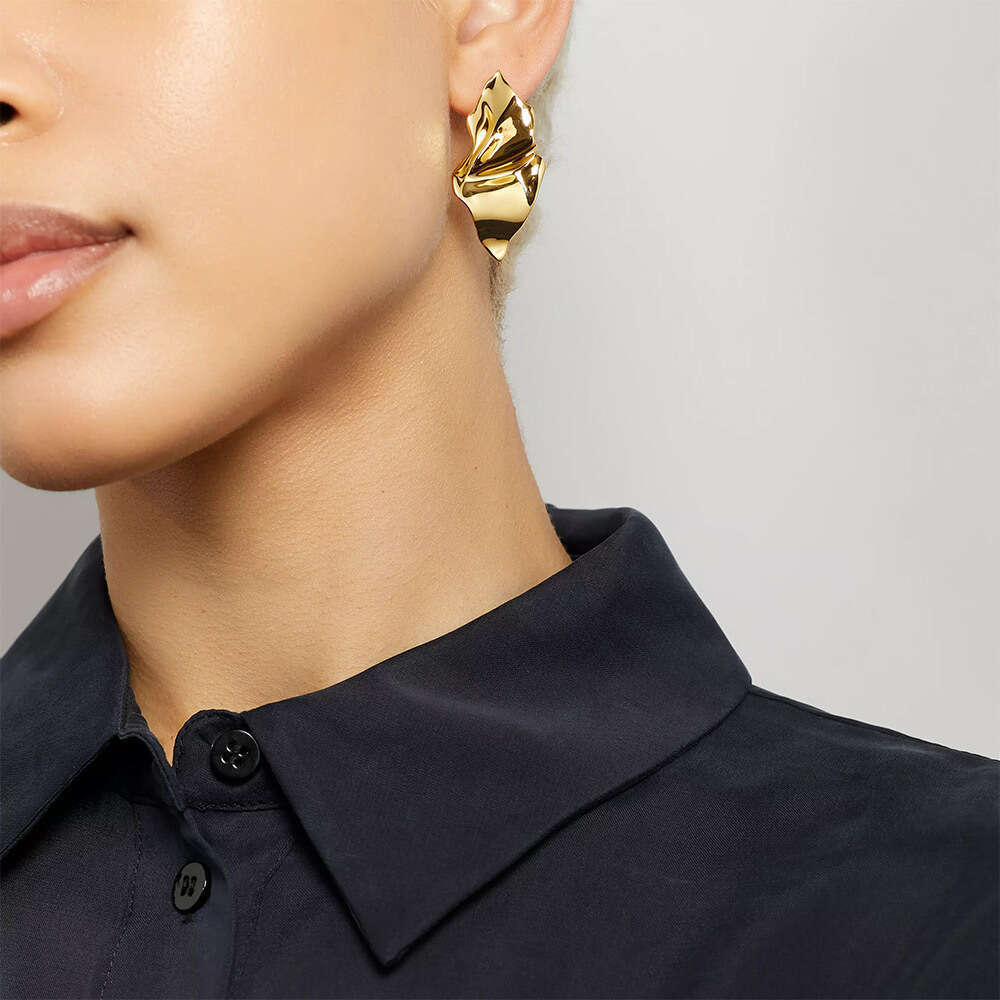 INS Simple Personality Wrinkle Texture Fashion Niche Leaf Design gold Stud Earrings Women's Trendy Jewelry