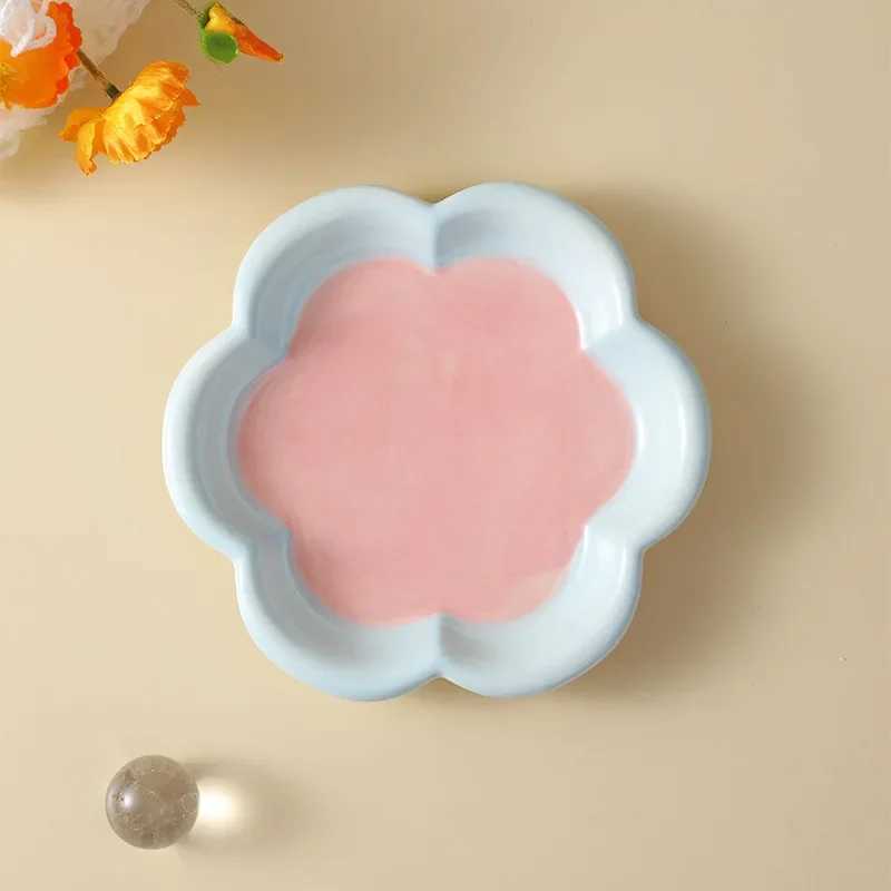 Love Cat Plate Dog Bowl Not Easily Knocked Over Hand Painted Cat Bowl Ceramic Cat Food Bowl Cat Rice Bowl Canned Snack Bowl C251009