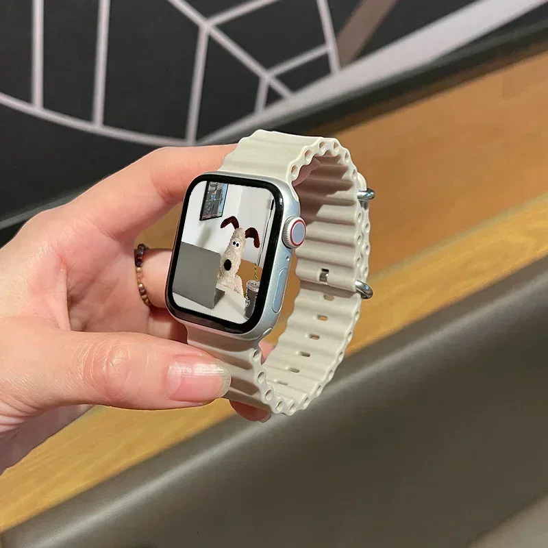 Silicone Ocean band for Apple Watch straps 45mm 46mm 40mm Ultra 2 49mm 44mm 41mm 3842mm sport bracelet series 10 9 8 7 6 5 4 SE 251010