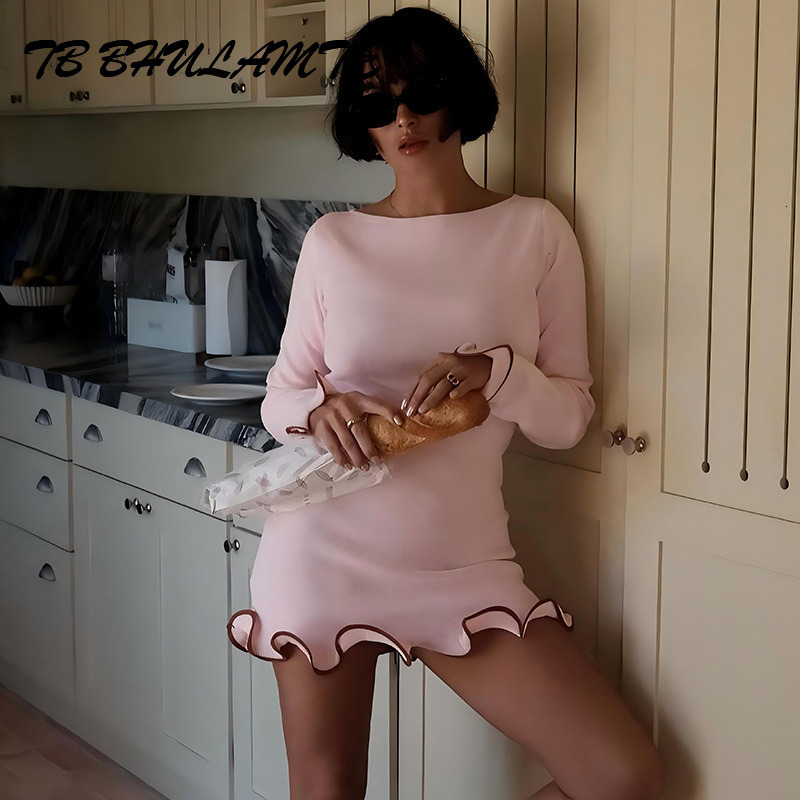 TB BHULAMTE Free Shipping New Designer Clothing Autumn And Winter Women's Fashionable And Elegant Solid Color Round Neck Long Sleeved Slim Pleate