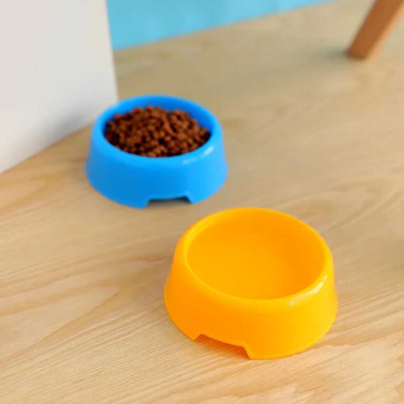 New Colorful Pet Bowl Dog Cat Puppy Plastic Round Bowl Travel Feeding Food Water Bowl Dish Dog Food Bowls Pet Products C251009
