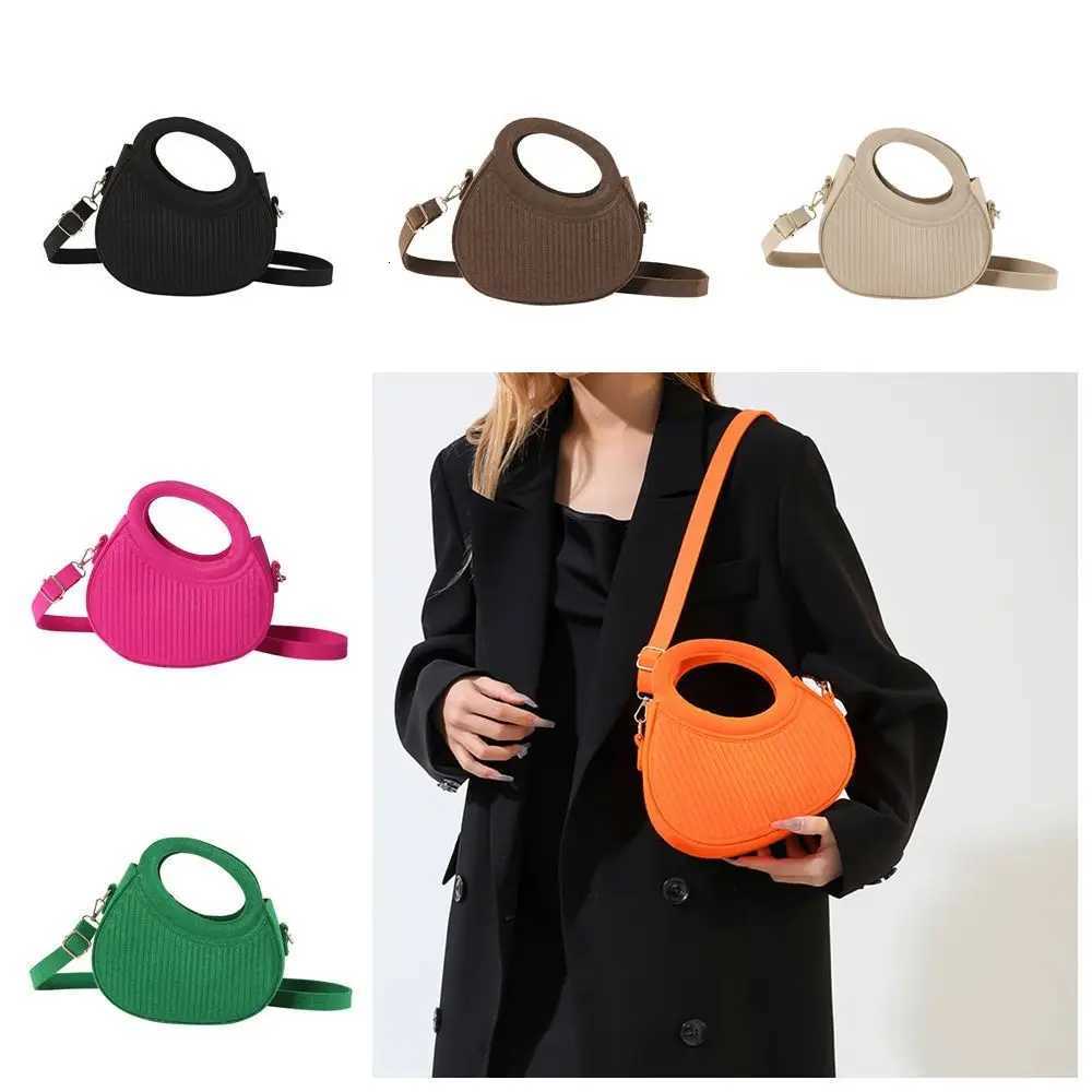 PU Leather Felt Crossbody Bag Korean Style Half Moon Bag Hobos Handbag Fashion Design Solid Color Pleated Shoulder BagW251101