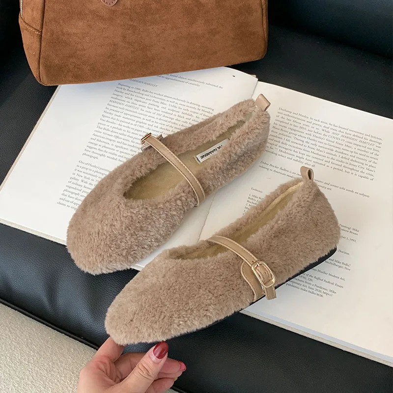 Round Toe Fashion Plush Ladies Flats Shoes Warm Female Shallow Footwear Buckle Strap Women Mary Janes Flats Fur Shoes 251009