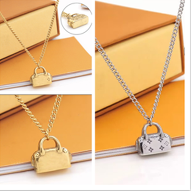 Top Designer Womens Gold Necklaces Cute Handbags Pendants Necklaces Elegant Lady Monogram Pendants Necklace - French Style Pendant with Luxurious Charm