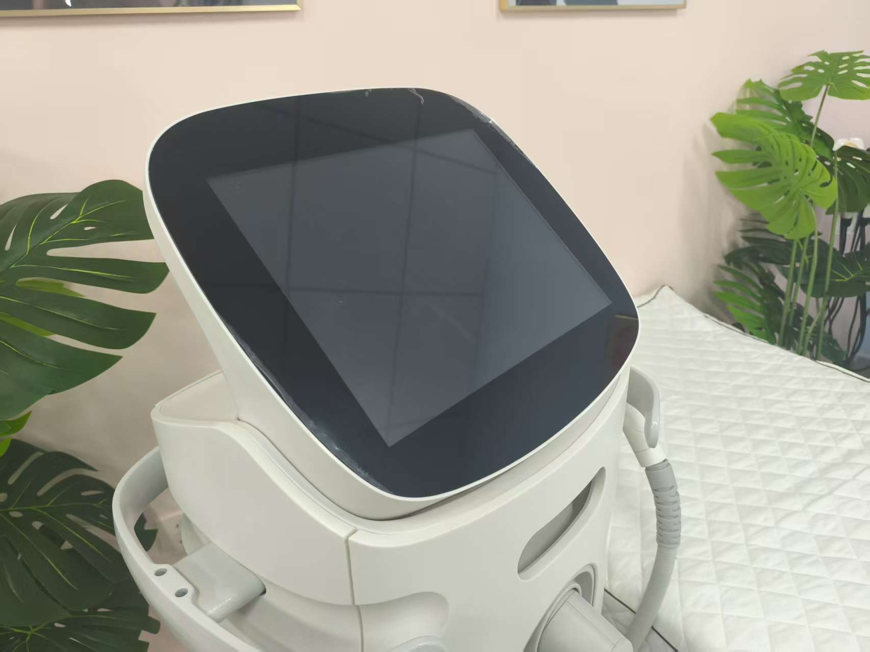 The Best Ultra HIFU Anti-Aging Technology Anti-aging Reduces Wrinkles And Stimulates Collagen Regeneration Efficient And non-invasive Facial Contourin