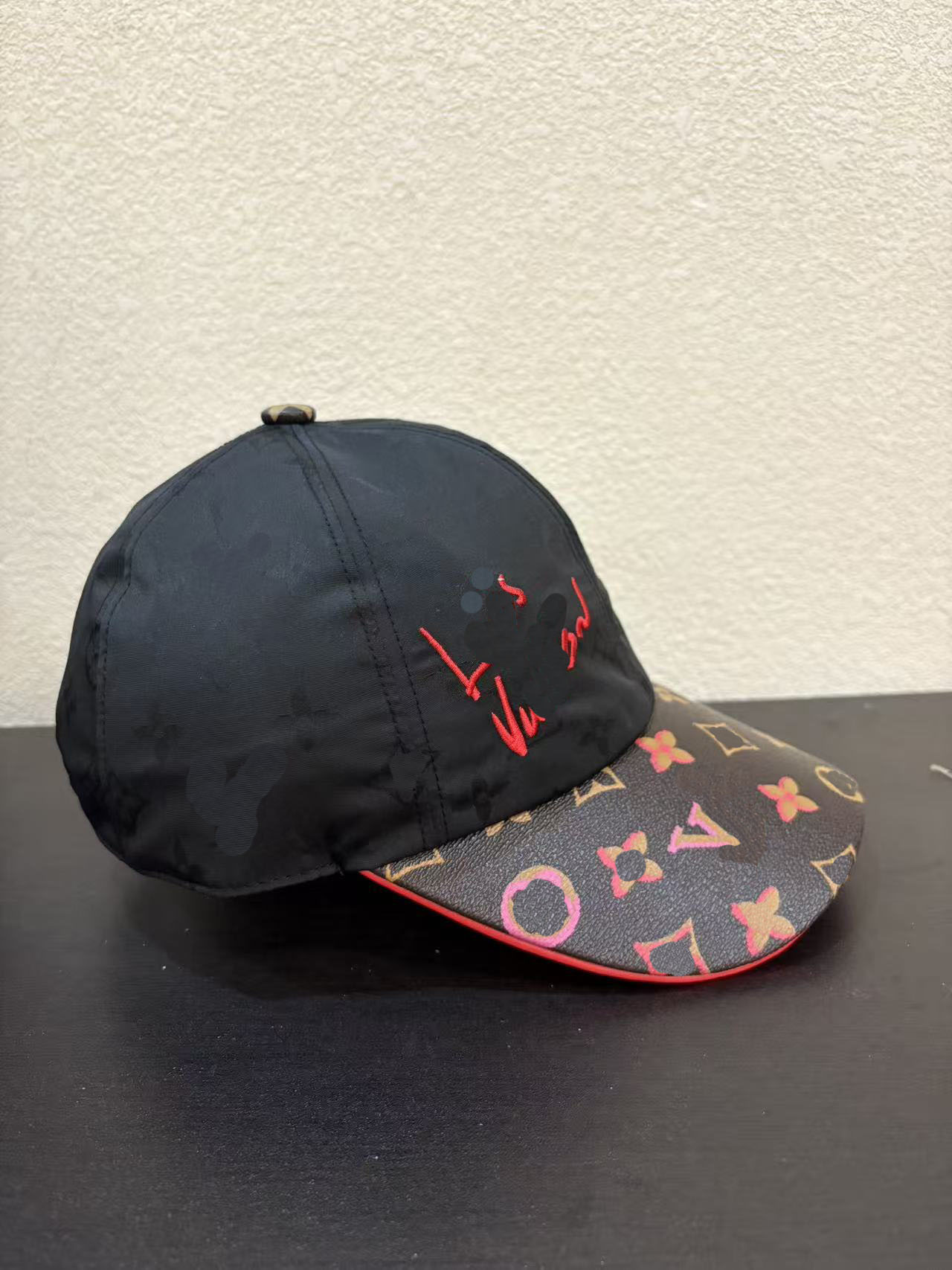 yy2025 Classic hat Designer Baseball cap High quality adjustable baseball cap Fashion alphabet hats for men and women 13